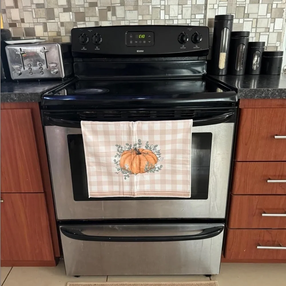 Fall Themed Kitchen Towels Set